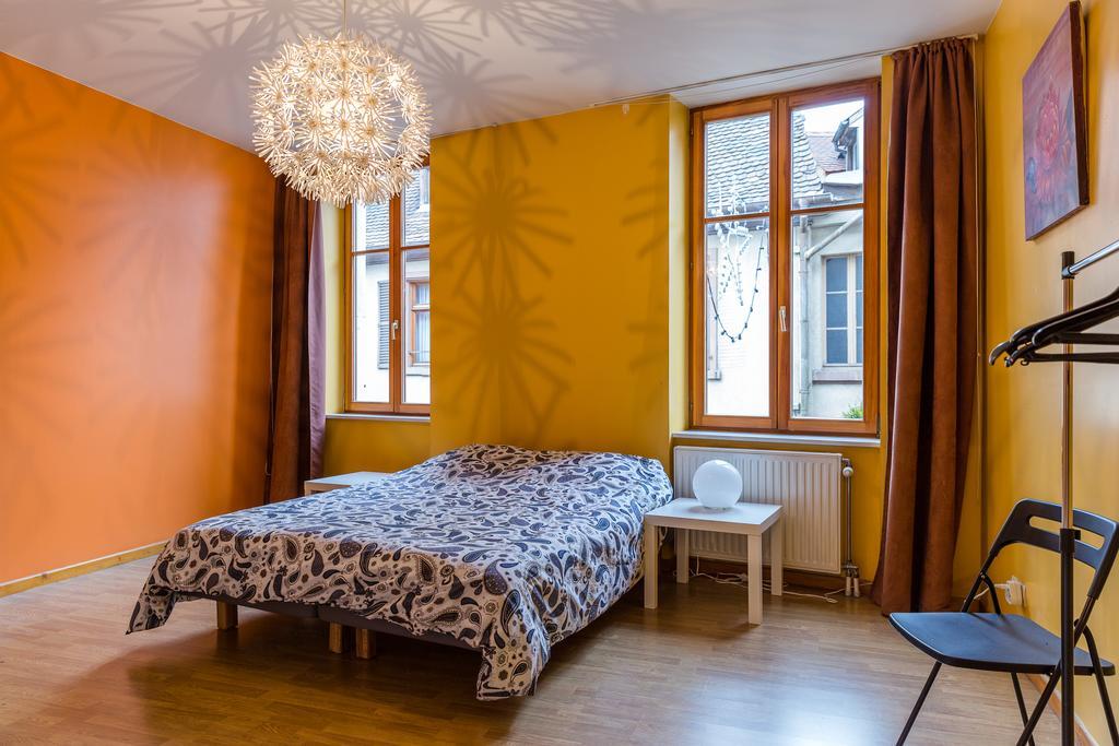 Gite Hyper Centre 10 Pers Colmar Zimmer foto